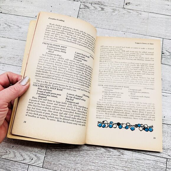 1967 Reynolds Wrap Cookbook Aluminum Foil VTG BBQ Grilling Game Meat Fish Recipe - Picture 5 of 14